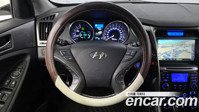 Hyundai Sonata 2012 — фото 15