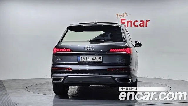 Audi Q7 2022 — фото 4