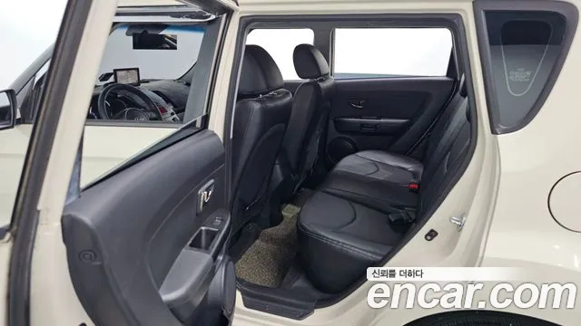 Kia Soul 2011 — фото 12