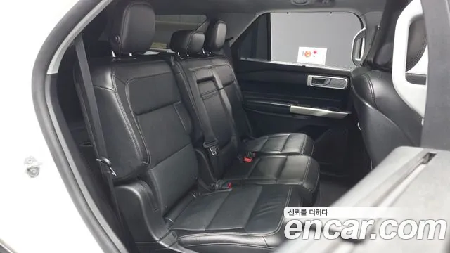 Ford Explorer 2020 — фото 18