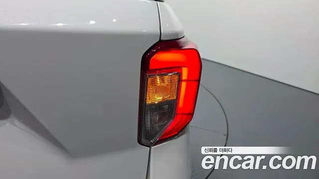 Ford Explorer 2020 — фото 9