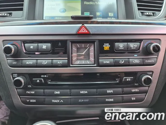 Hyundai Genesis 2016 — фото 15
