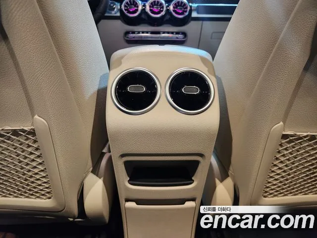 Mercedes-Benz EQB 2026 — фото 18