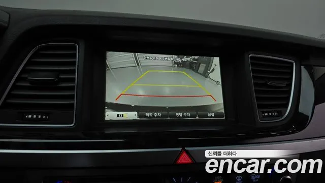 Hyundai Genesis 2016 — фото 15