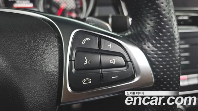 Mercedes-Benz GLE-Class 2017 — фото 16