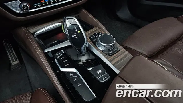 BMW Gran Turismo 2020 — фото 12
