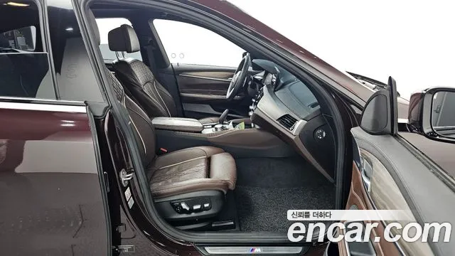 BMW Gran Turismo 2020 — фото 17