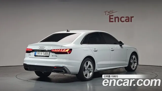 Audi A4 2021 — фото 1
