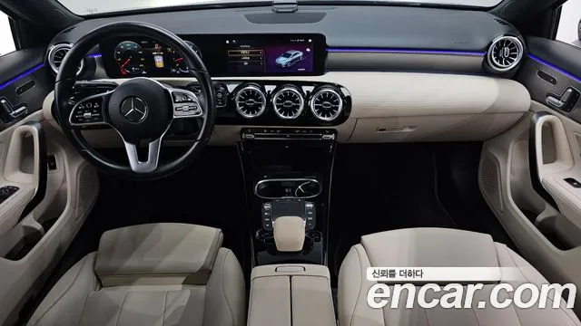 Mercedes-Benz A-Class 2022 — фото 9