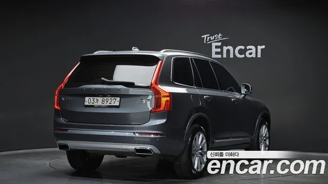 Volvo XC90 2019 — фото 2