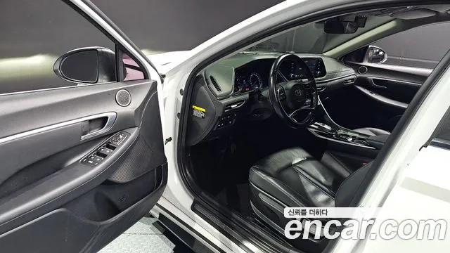 Hyundai Sonata 2020 — фото 10