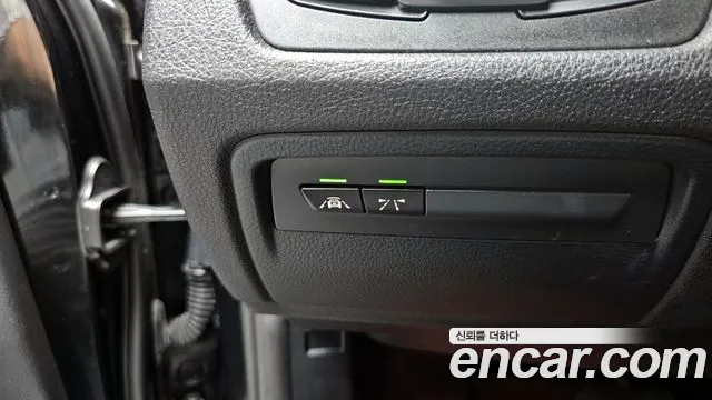 BMW 3-Series 2018 — фото 17