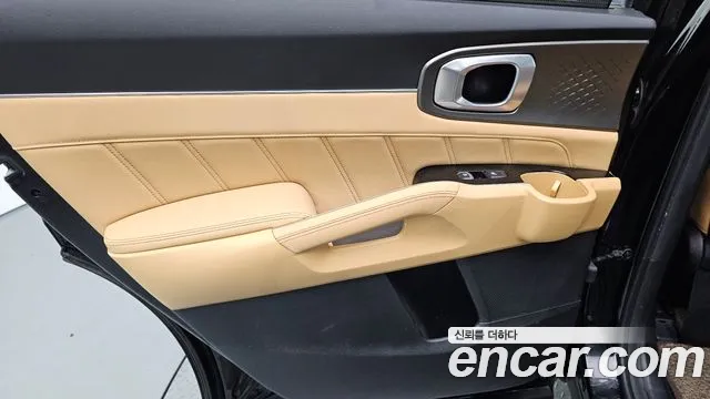 Kia Sorento 2022 — фото 15