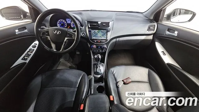 Hyundai Accent 2015 — фото 7