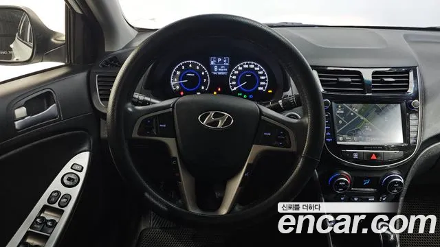 Hyundai Accent 2015 — фото 12