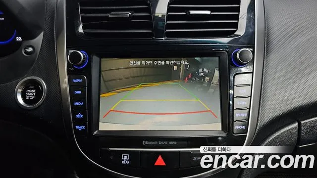 Hyundai Accent 2015 — фото 18