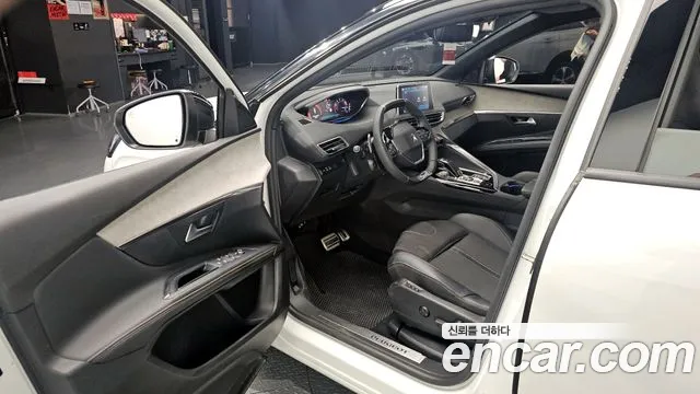Peugeot 5008 2022 — фото 13