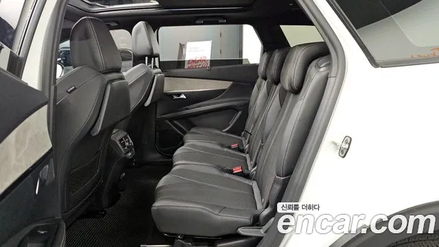 Peugeot 5008 2022 — фото 16