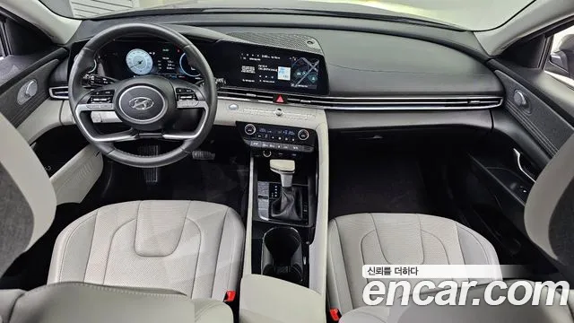 Hyundai AVANTE 2023 — фото 10