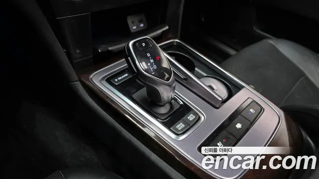 Hyundai Equus 2014 — фото 9