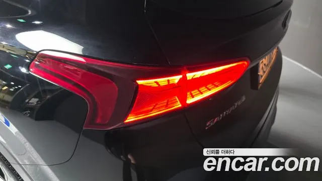 Hyundai Santafe 2019 — фото 9