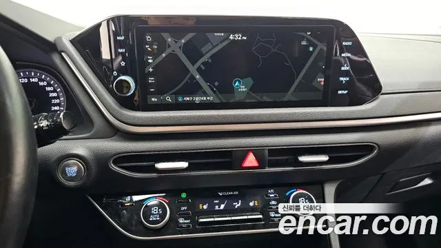 Hyundai Sonata 2022 — фото 16