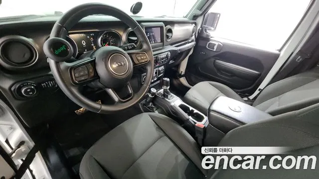 Jeep Wrangler 2019 — фото 10