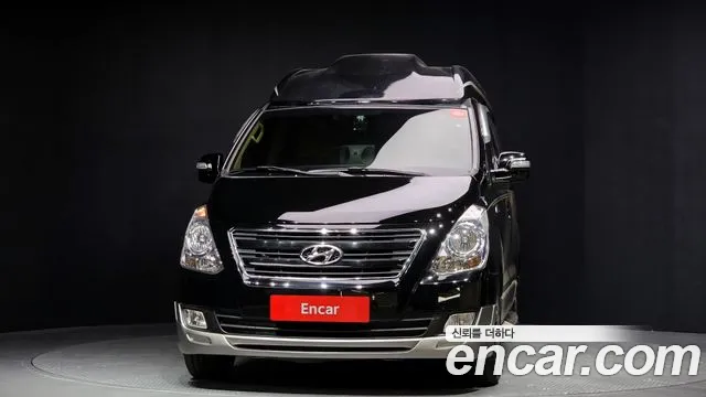 Hyundai Starex 2017 — фото 3