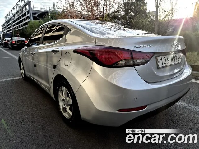 Hyundai AVANTE 2016 — фото 6