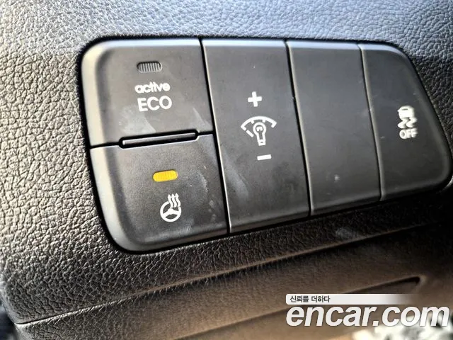 Hyundai AVANTE 2016 — фото 18