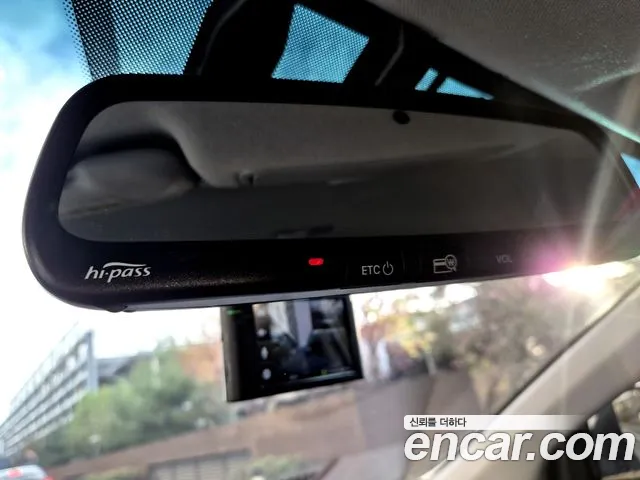Hyundai AVANTE 2016 — фото 20