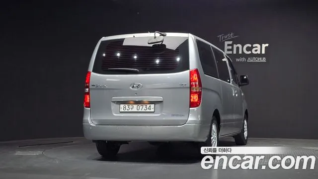 Hyundai Starex 2019 — фото 4