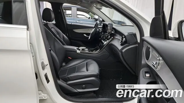 Mercedes-Benz GLC-Class 2018 — фото 16