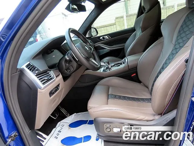 BMW X5M 2021 — фото 10