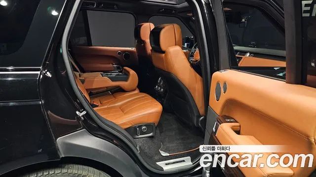 Land Rover Range Rover 2017 — фото 11