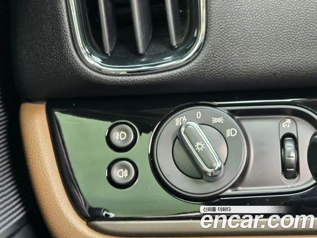 Mini Countryman 2020 — фото 10