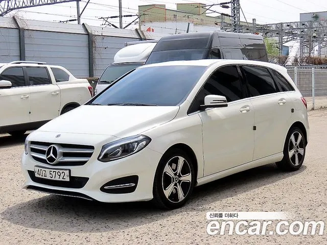 Mercedes-Benz B-Class 2018 — фото 2
