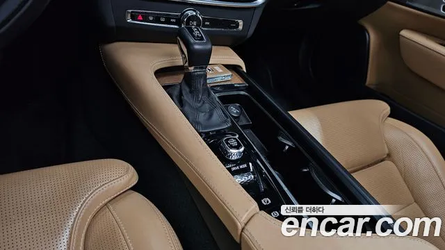 Volvo S90 2019 — фото 12