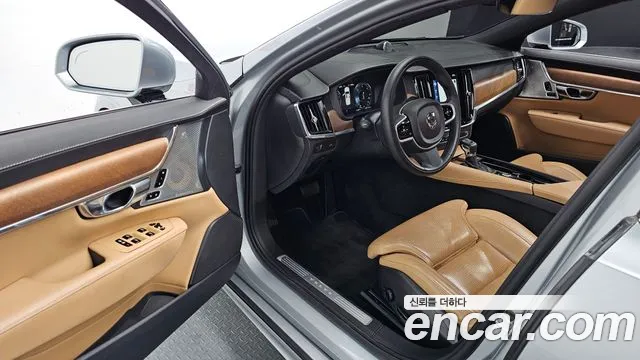 Volvo S90 2019 — фото 13