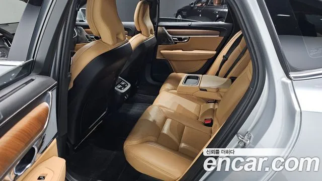 Volvo S90 2019 — фото 16