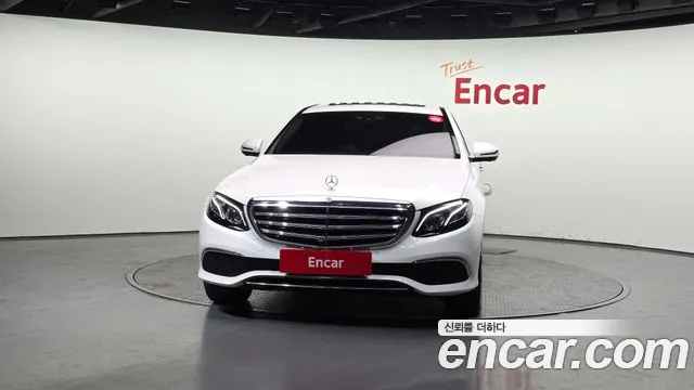 Mercedes-Benz E-Class 2019 — фото 3