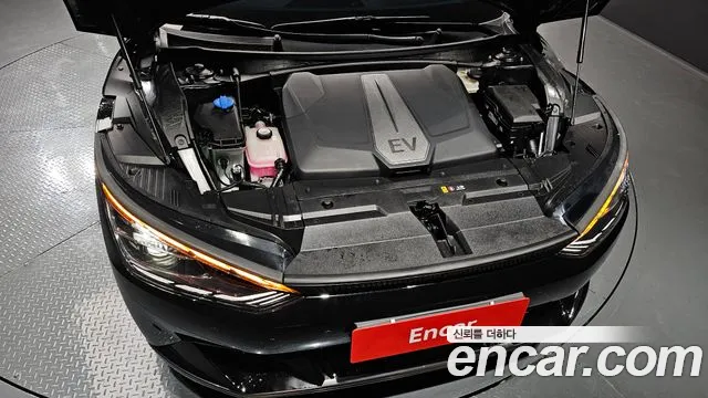Kia EV6 2023 — фото 5