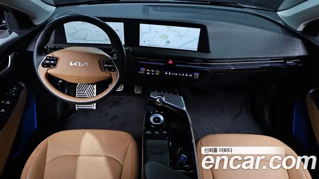 Kia EV6 2023 — фото 9