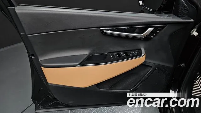 Kia EV6 2023 — фото 13