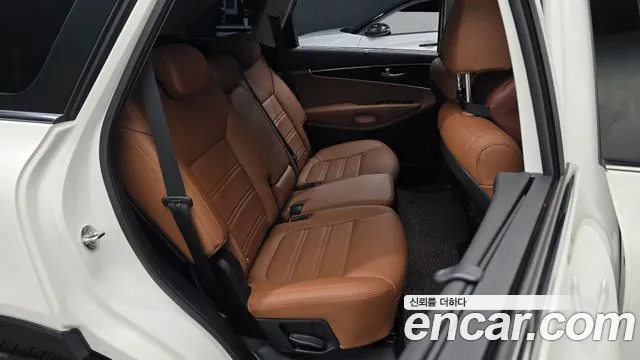 Kia Sorento 2020 — фото 16