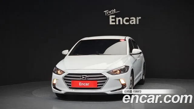 Hyundai AVANTE 2018 — фото 3