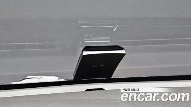 Hyundai AVANTE 2018 — фото 16