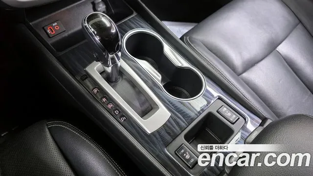 Nissan Altima 2018 — фото 9