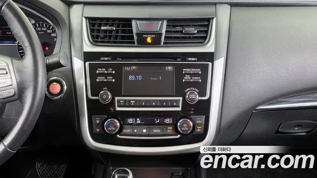 Nissan Altima 2018 — фото 14
