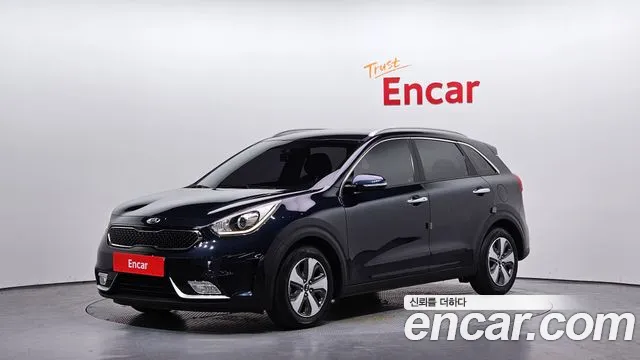Kia Niro 2018 — фото 1